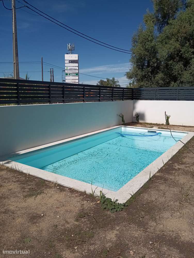 Moradia T4+garagem Piscina e Ginásio Quinta do Chiado-9