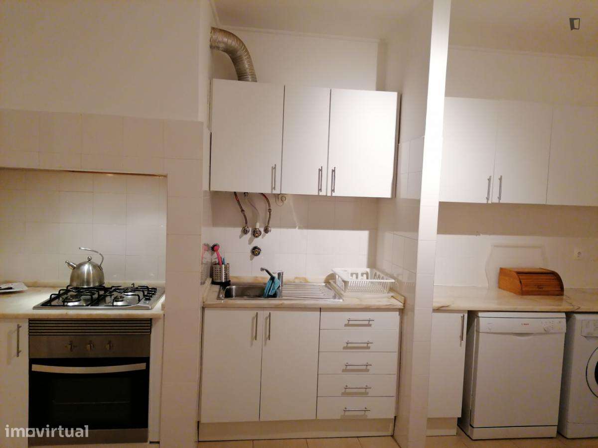 Quarto - localizado em Bairro Alto Lisbon - Grande imagem: 3/13