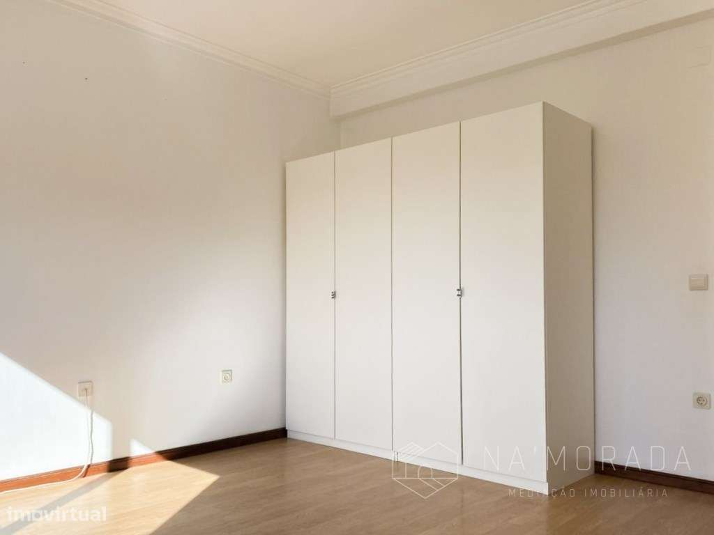 Apartamento T-3 em Santa Maria da Feira, próximo aos Passionistas-12