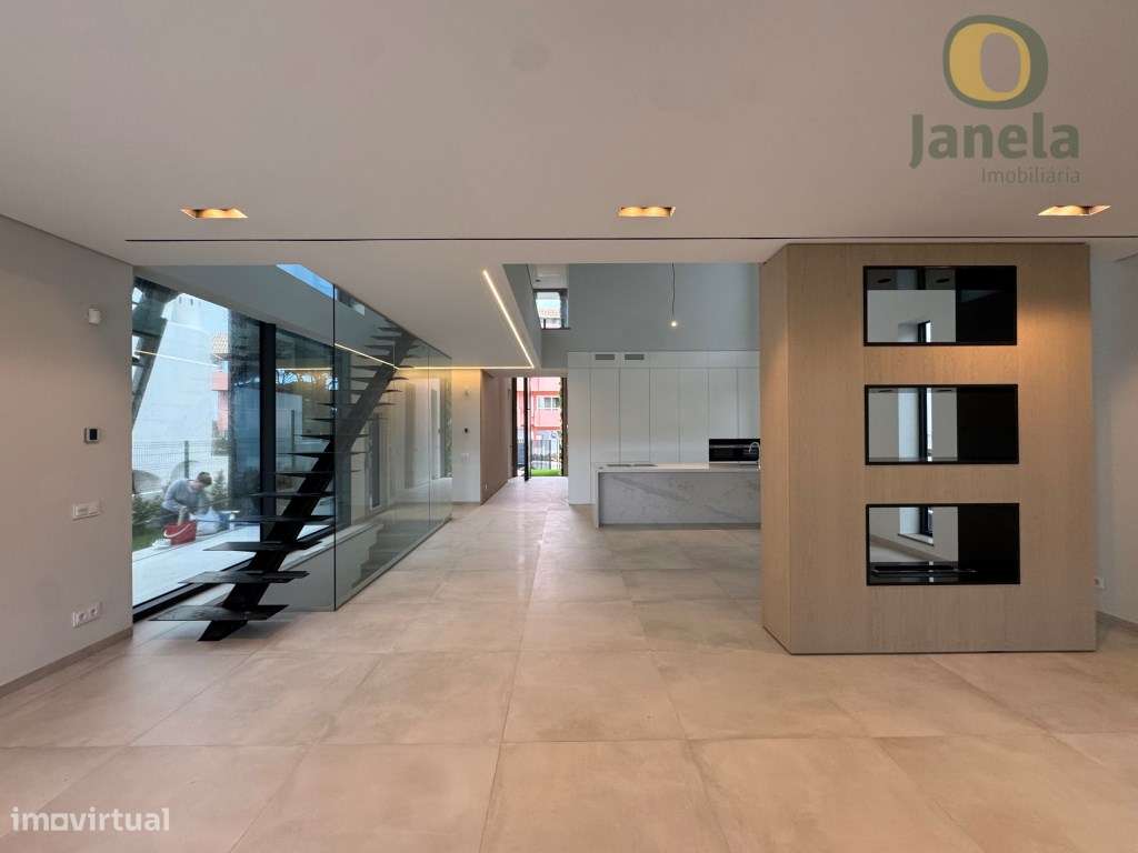 Moradia T4 de Luxo com Piscina, em Primeira Linha de Golfe, Vilamoura-18