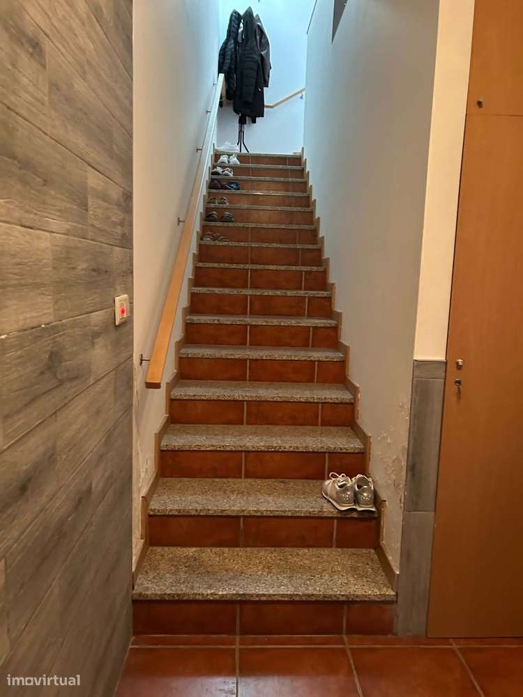 MORADIA GEMINADA V3 em Airães, Felgueiras-31