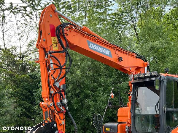 Doosan DOOSAN DX140W *ROTOTILT* KOPARKA KOŁOWA STAN PERFEKCYJNY SPROWADZONA - 22