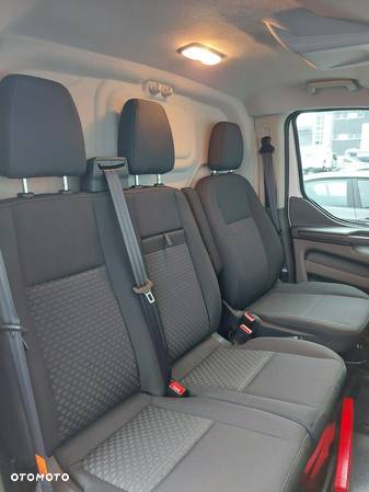 Ford Transit Custom - 12