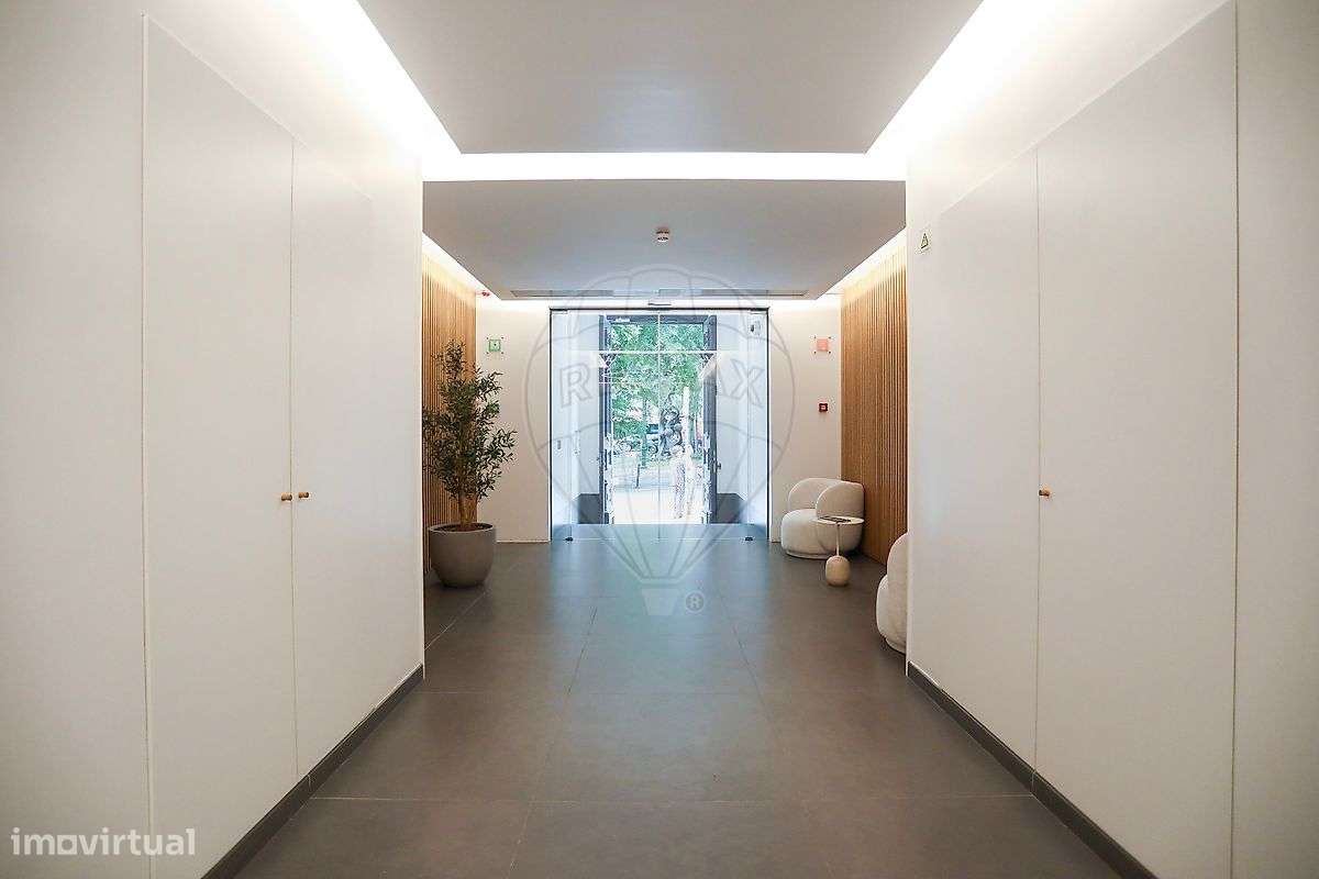 Escritório  para arrendamento - Grande imagem: 2/43