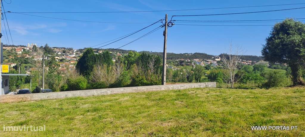 Terreno com possibilidade de construção-10