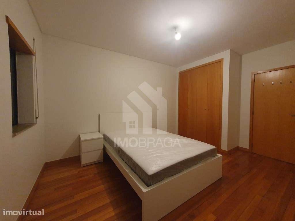 Venda Apartamento T2 Mobilado e Equipado em Lomar, Braga-9