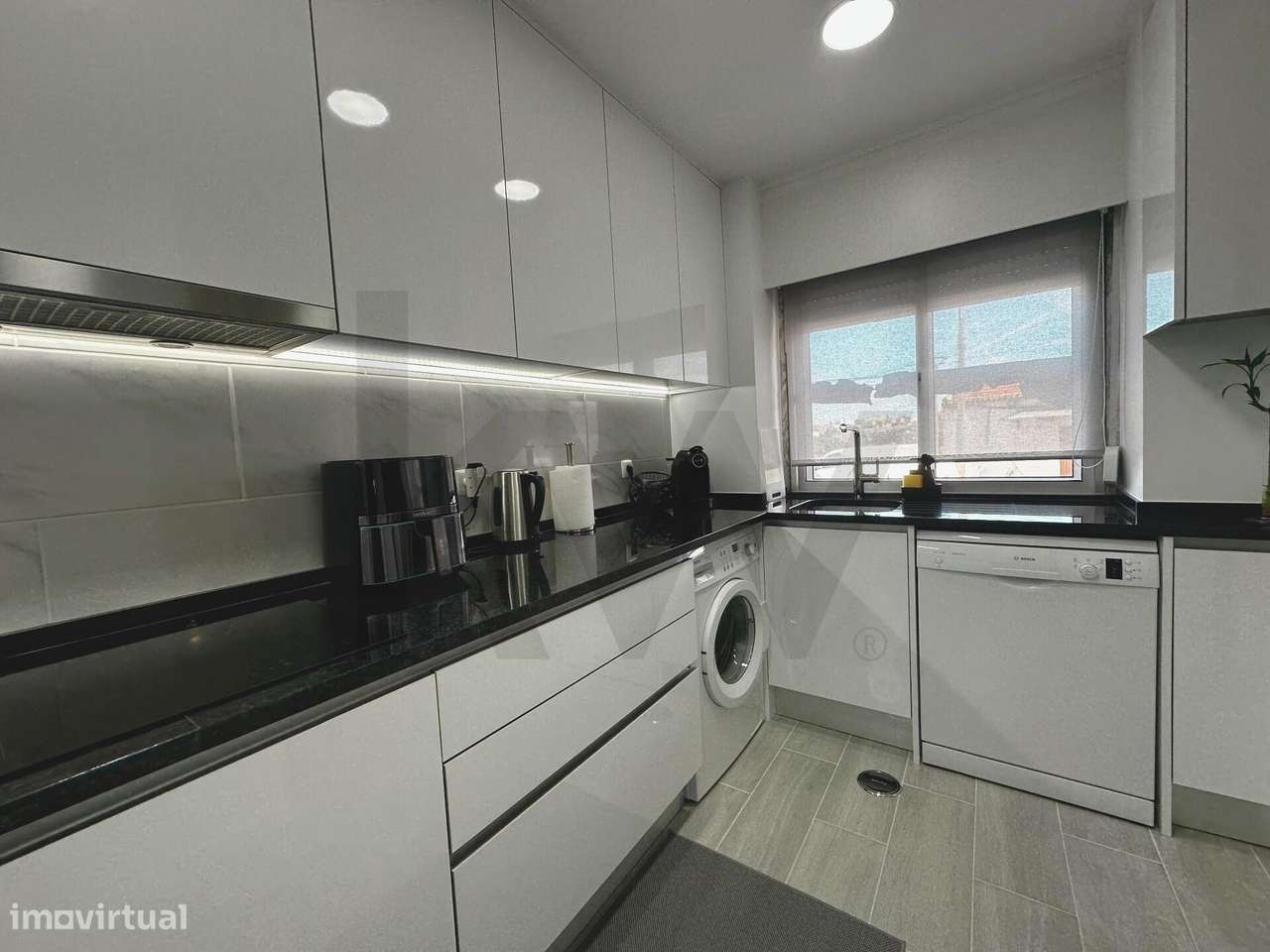 Apartamento T2 Totalmente Renovado no R/C Amora - Grande imagem: 5/15