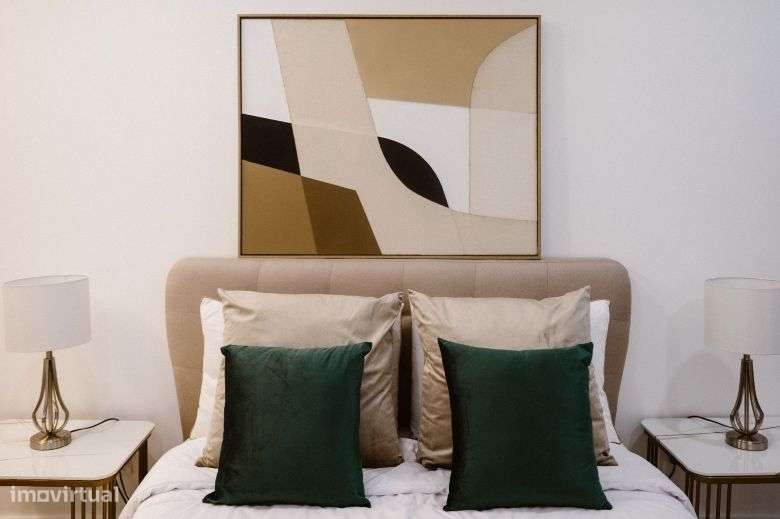 Moradia Independente T4 na Herdade da Aroeira com piscina, garagem a 2-34