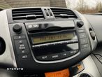 Toyota RAV4 2.0 VVT-i Sol - 24