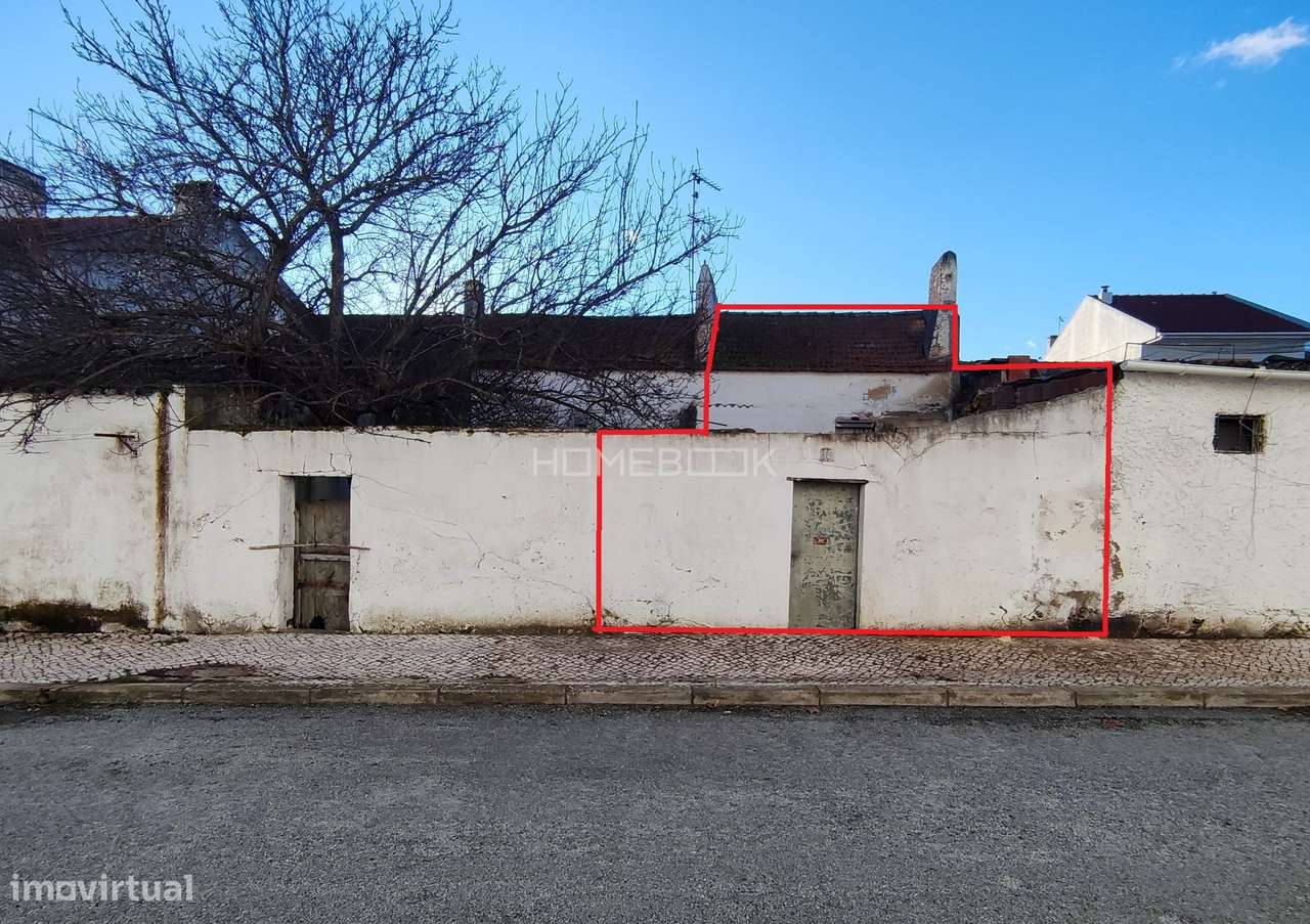 Moradia para recuperar em Vendas Novas - Grande imagem: 2/16