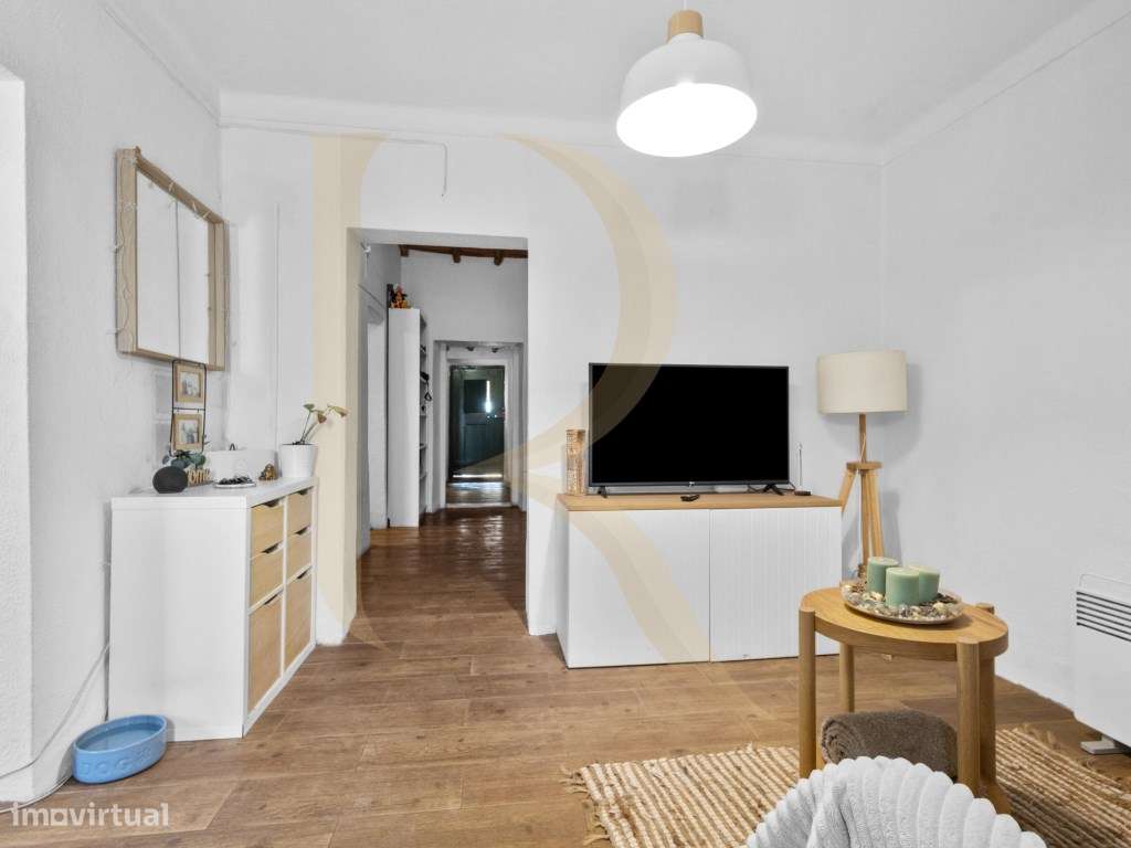 Moradia térrea T2 remodelada com logradouro e anexo em Reguengos de... - Grande imagem: 4/26