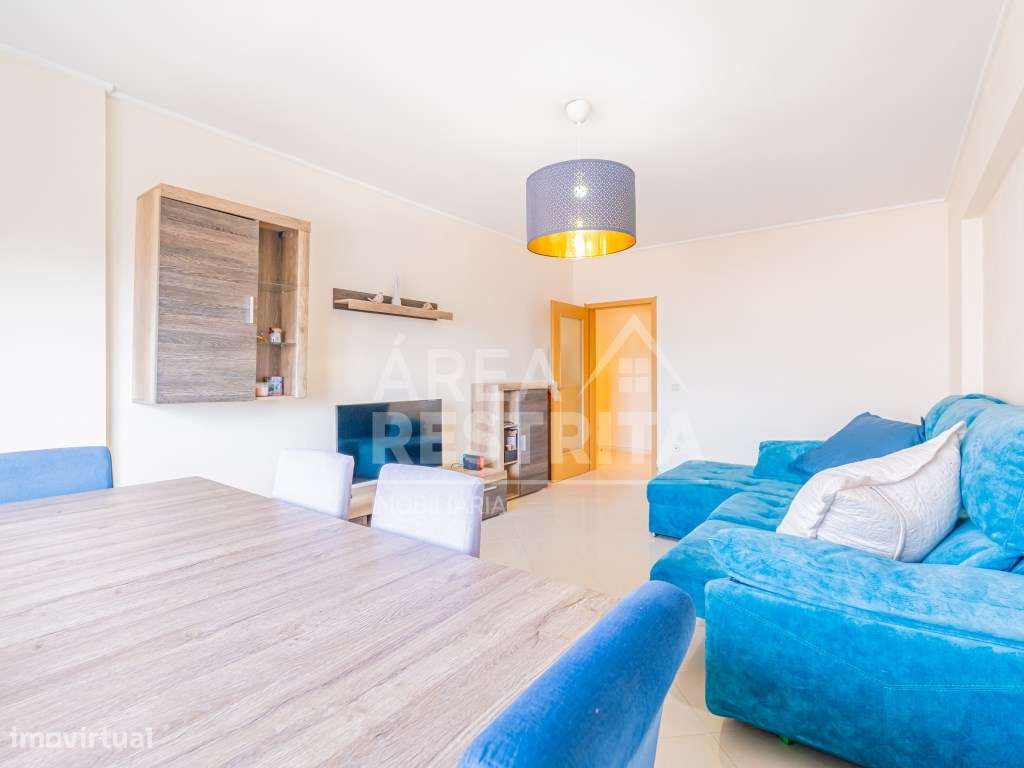 Apartamento T3 com Parqueamento e Arrecadação em Corroios - Grande imagem: 5/51