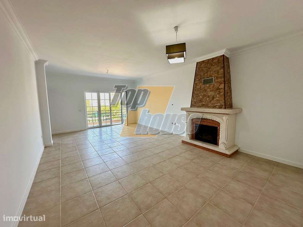 Moradia T4 com piscina e terreno de 900m2 - Quinta da Serralheira -...-3