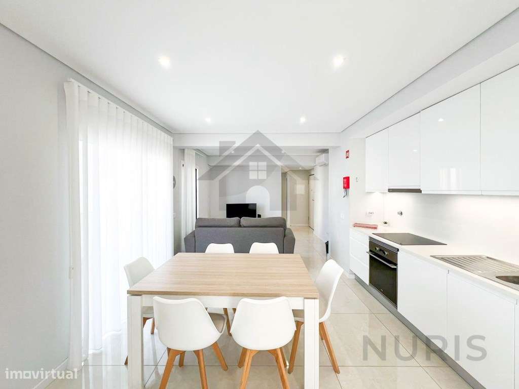 Apartamento T2 para Venda na Praia da Rocha - Portimão - Grande imagem: 5/31