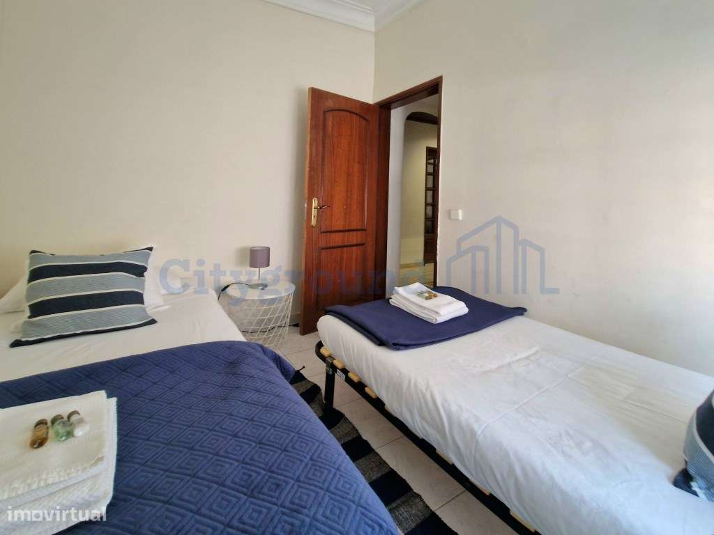 Apartamento T2+1 no centro de Moscavide-6