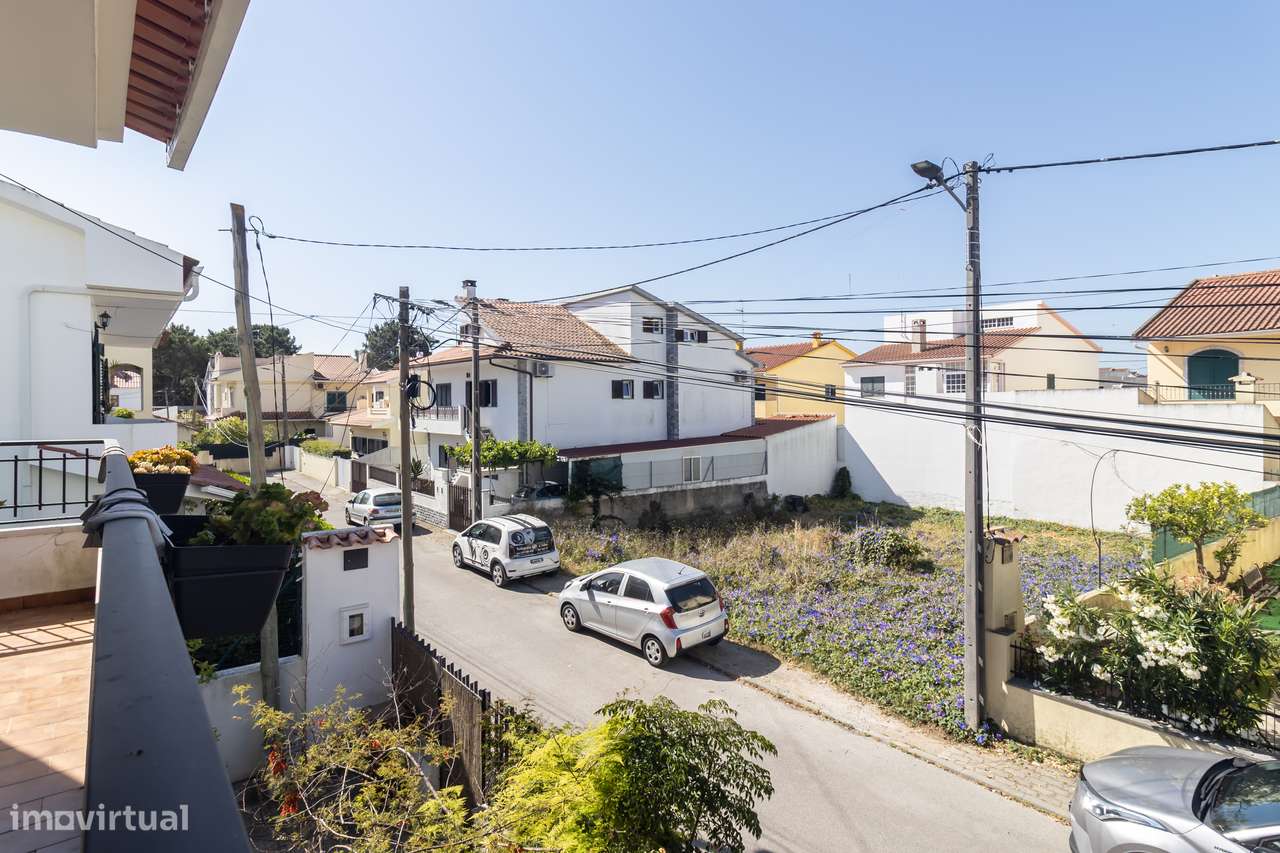 Moradia T5 isolada, Garagem , Quinta Charnequinha-1