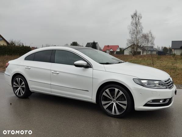 Volkswagen Passat CC - 13