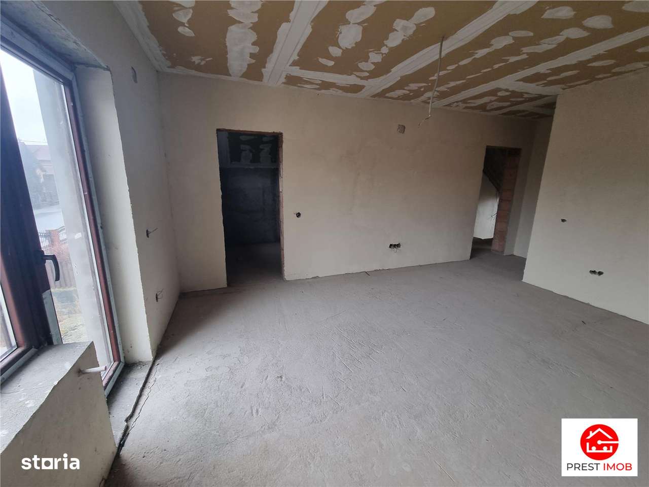 de vanzare casa la standarde ridicate 4 camere, 3 bai, garaj incorpora - Imagine principală: 5/12