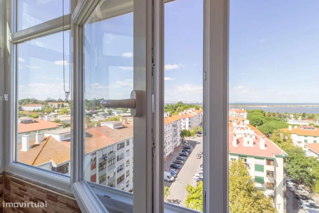 Conforto e Bem-Estar, Apartamento T2 Amora, Seixal com 76,15m2 - Grande imagem: 5/23