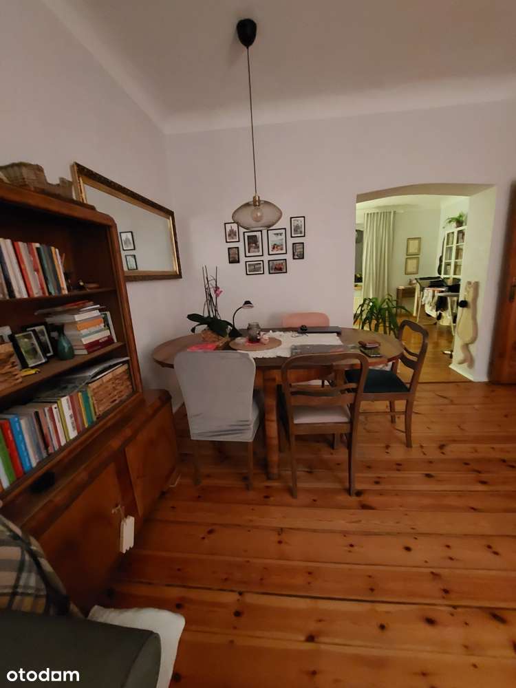 Duże mieszkanie w domu dwurodzinnym; piętro domu: połowa domu. - Pełny obrazek: 4/17