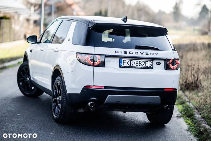 Land Rover Discovery Sport 2.0 TD4 HSE - 3