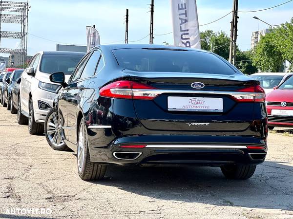 Ford Mondeo 2.0 Hybrid - 12