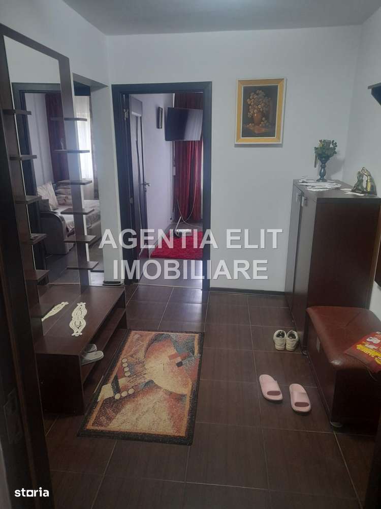 Apartament 3 camere, zona Mall-2