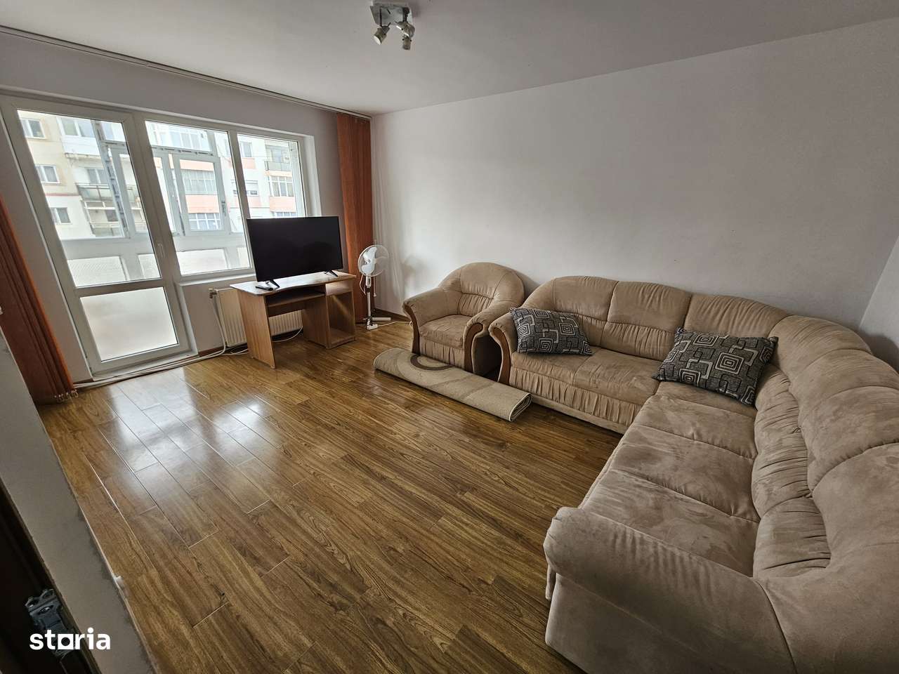 Vand ap cu 3 camere str. Dunarea - Posta 4-3