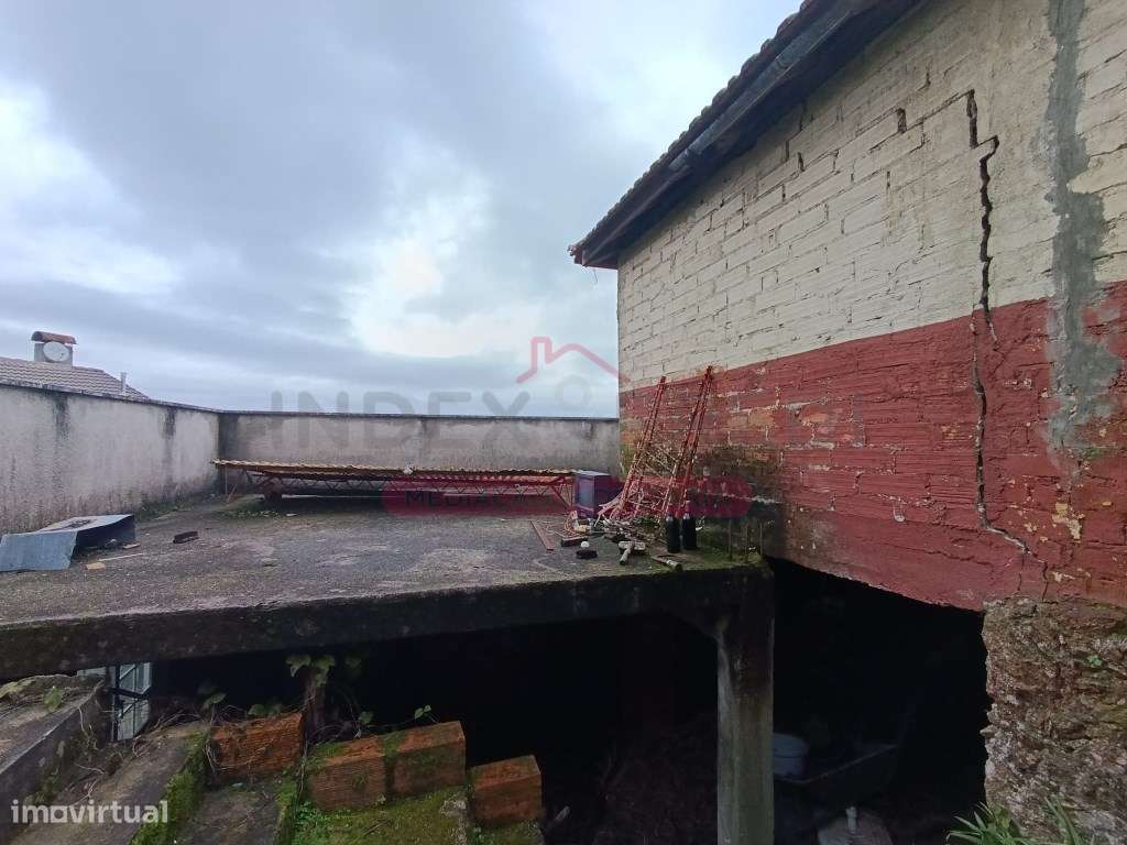 Moradia T2 C/Quintal - Castelões - Tondela - Grande imagem: 4/11