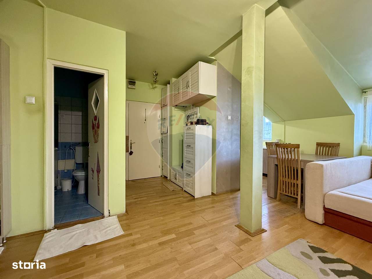 Apartament în vilă, Curte comună cu piscină – Andrei Mureșanu - Imagine principală: 4/11