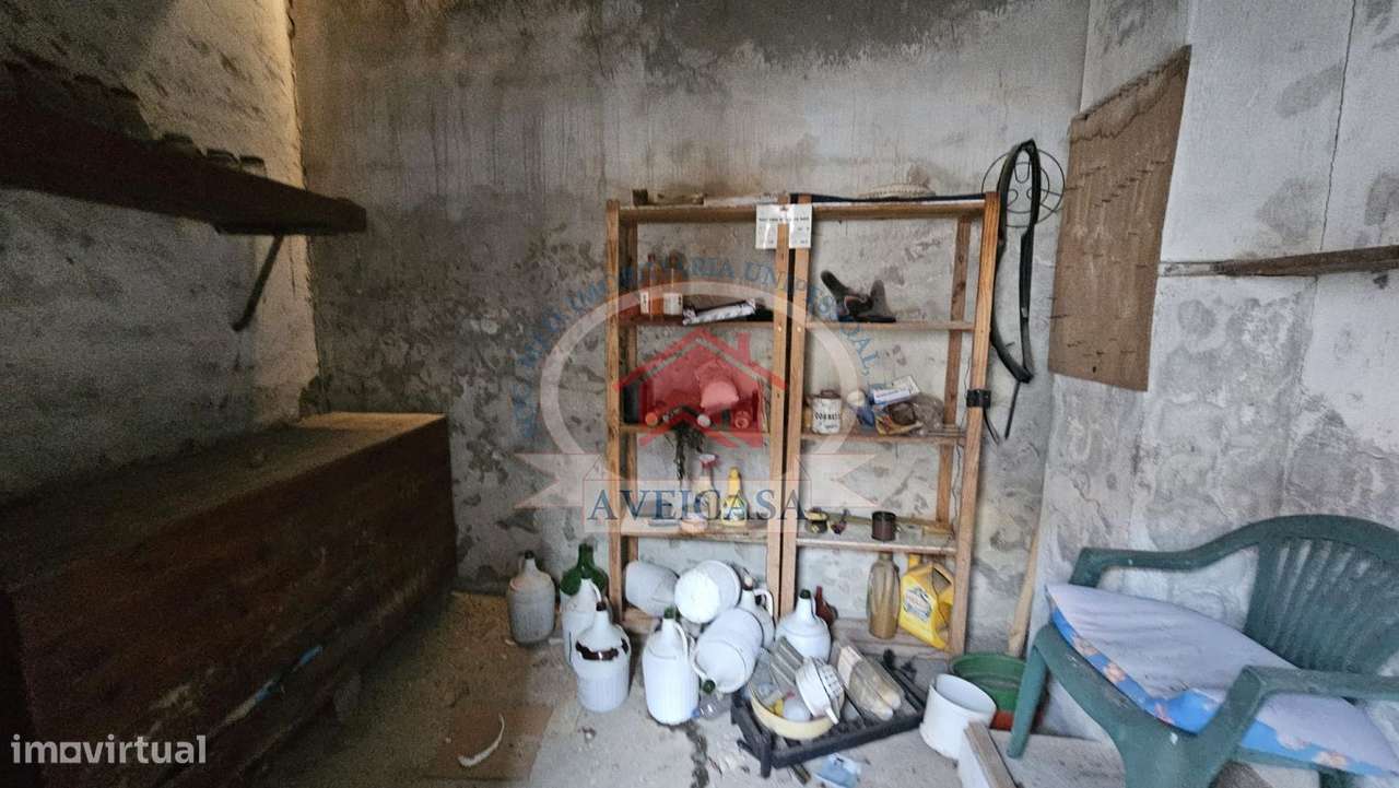 CASA GANDARESA EM VERDEMILHO PARA RECUPERAR-48