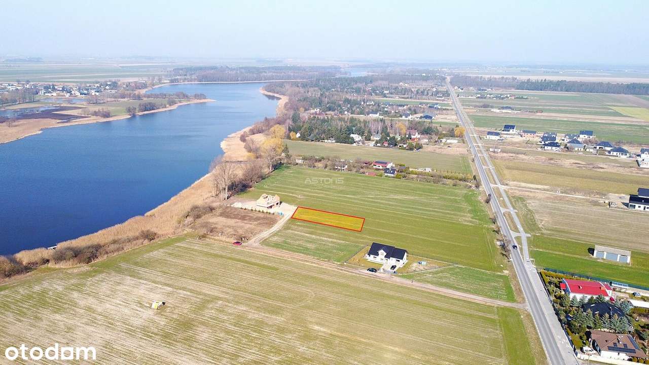 UROKLIWA DZIAŁKA BLISKO JEZIORA!-1