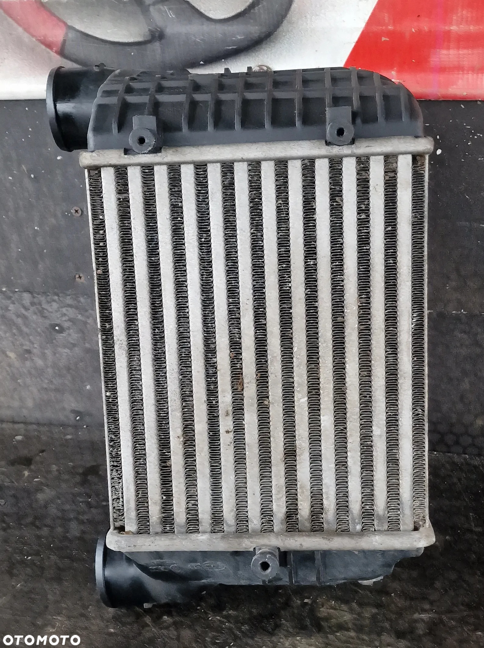 INTERCOOLER LEWY 8E0145805D AUDI A4 B6 1.8 T - 2