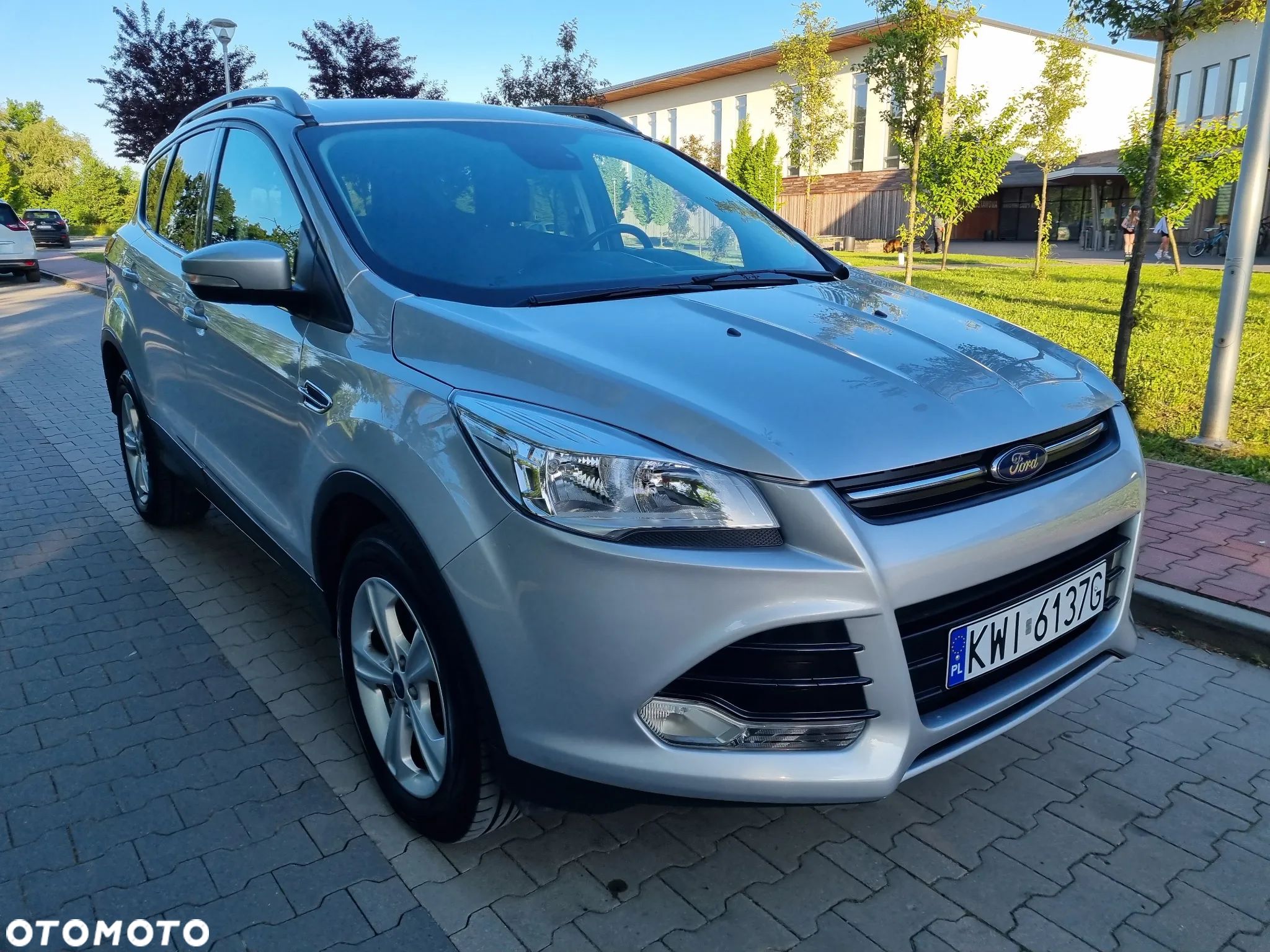 Ford Kuga 2.0 TDCi 2x4 SYNC - 1