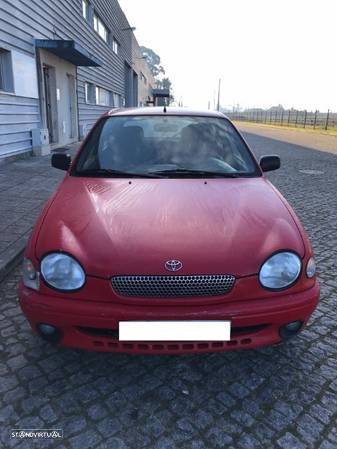 Toyota Corolla E11 1.6 3P 1999 - Para Peças - 1