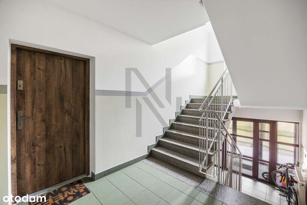 69,10m2 / 3 pokoje + taras 40m2 + k. lokatorska-15