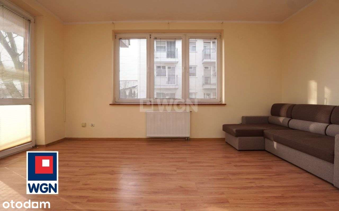 Mieszkanie z dużym tarasem.-7