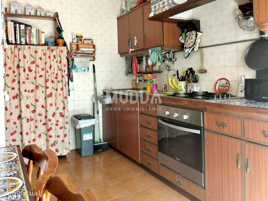 T2 Duplex no coração de Caldas da Rainha  Luz, espaço e autenticidade-21