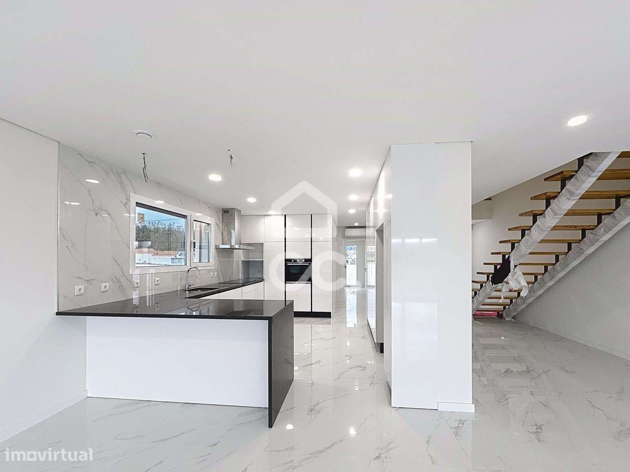 Moradia Nova T3, Moderna, com Luz Natural e Localização Estratégica ,-20