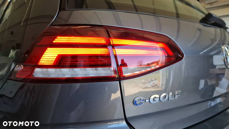 Volkswagen Golf e-Golf - 28