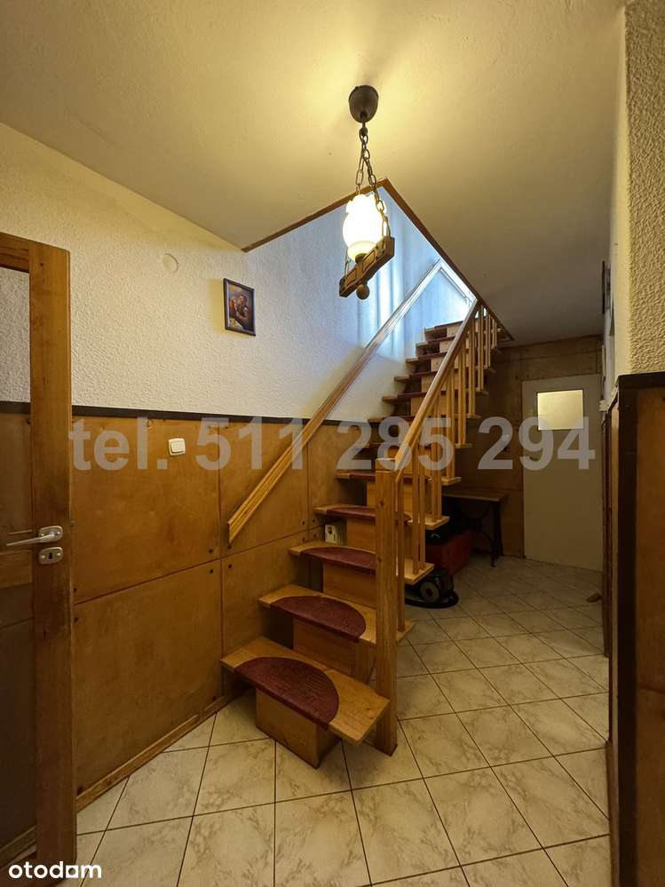 Dom wolnostojący, zielona okolica, klimatyczna działka.-18