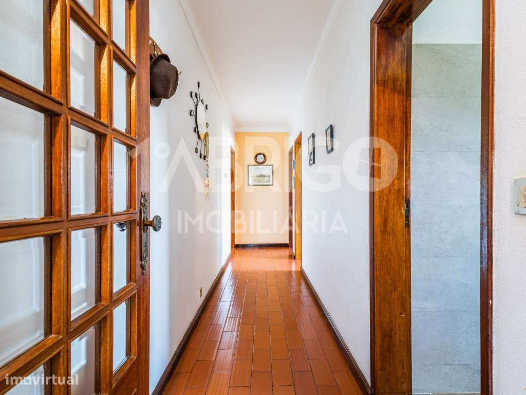 Moradia Bi-Familiar-9