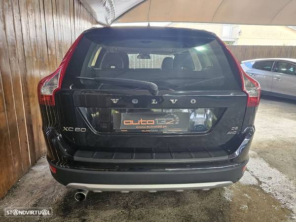 Volvo XC 60 D5 Momentum - 6