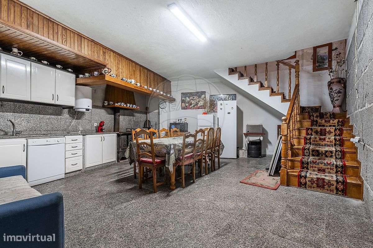 Moradia T3 para venda-4