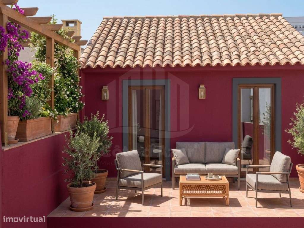 Moradia T2 no Centro Histórico de Setúbal - Oportunidade Única!-10