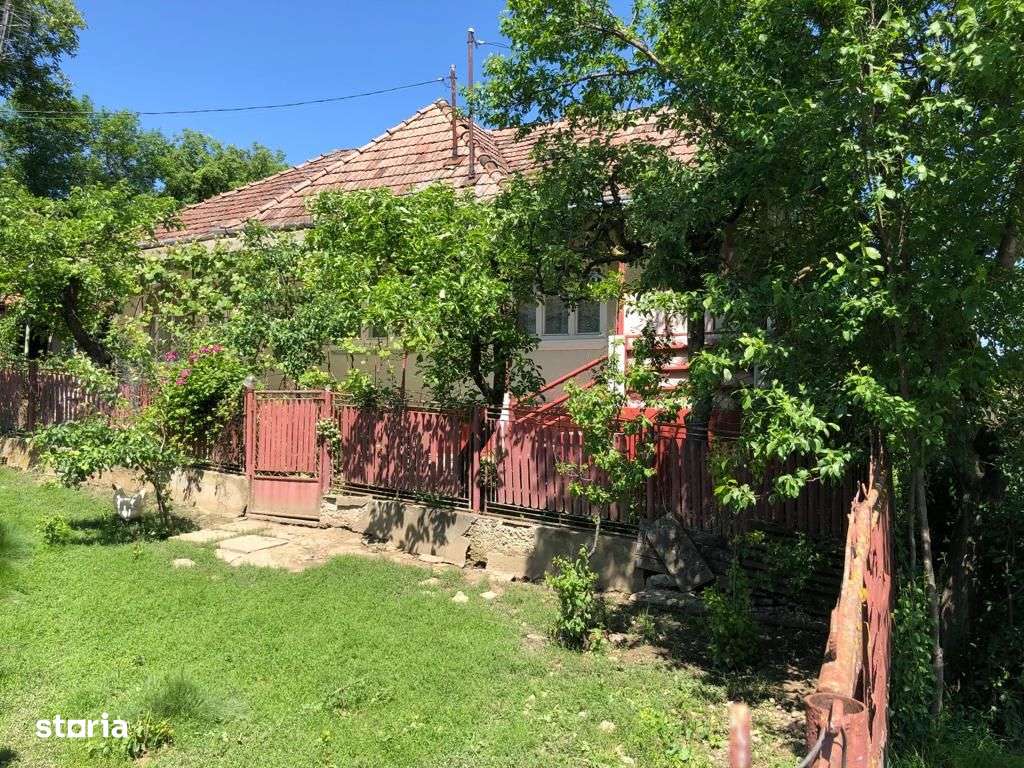 Casa 2 camere bucatarie 2 bai din cărămidă curte mare si teren Râciu - Imagine principală: 3/16