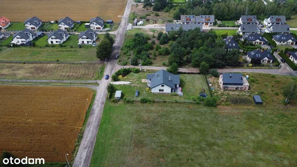 Przestronny dom wolnostojący z ogrodem-15