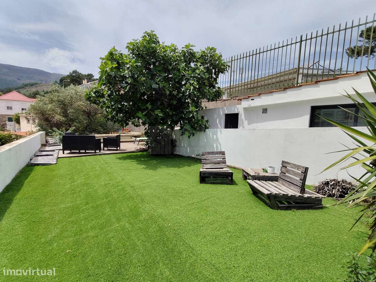 Moradia T1 Duplex Renovada c/ Quintal / Jardim / Piscina-32