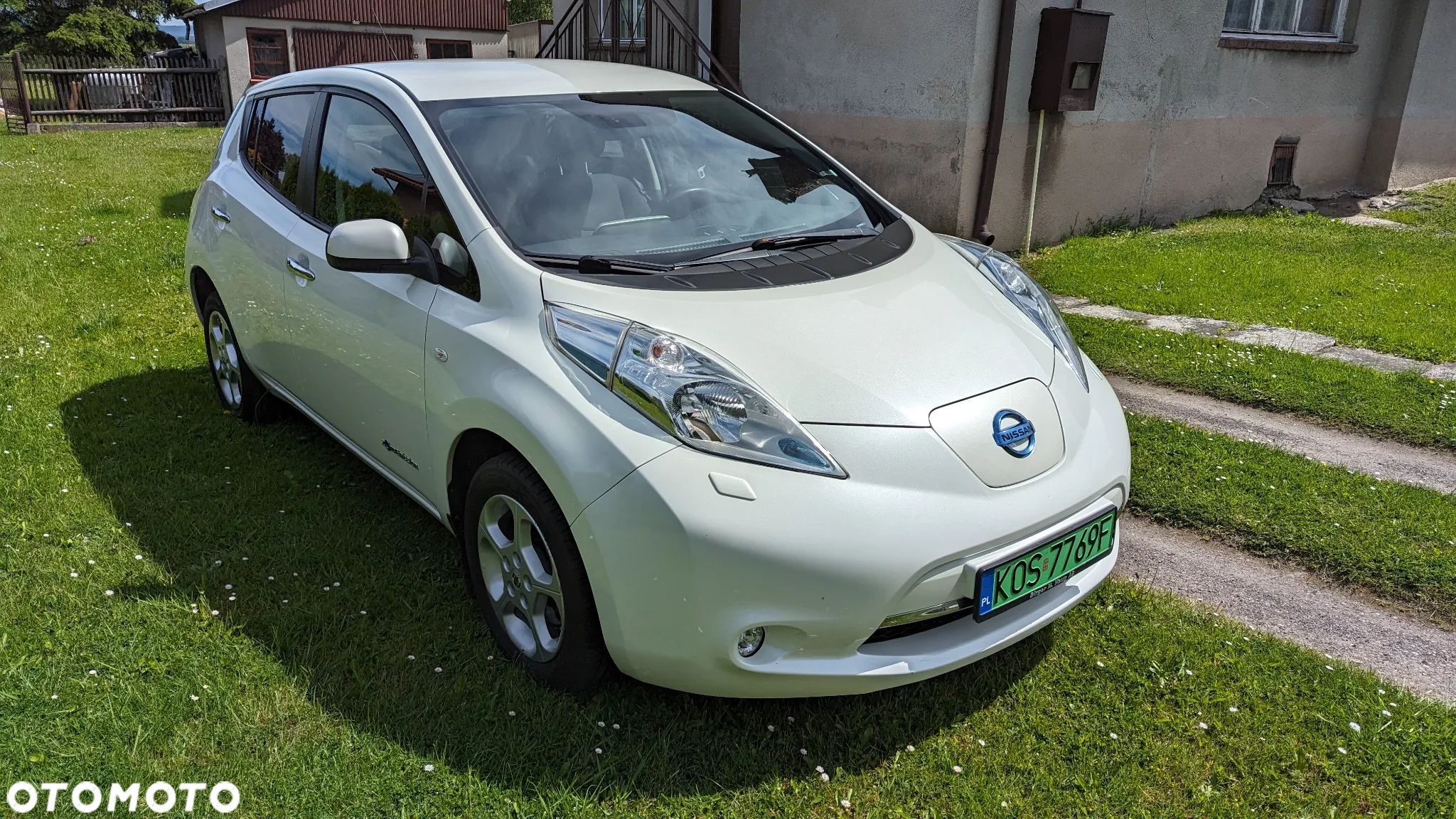 Nissan Leaf 24kWh Acenta - 1