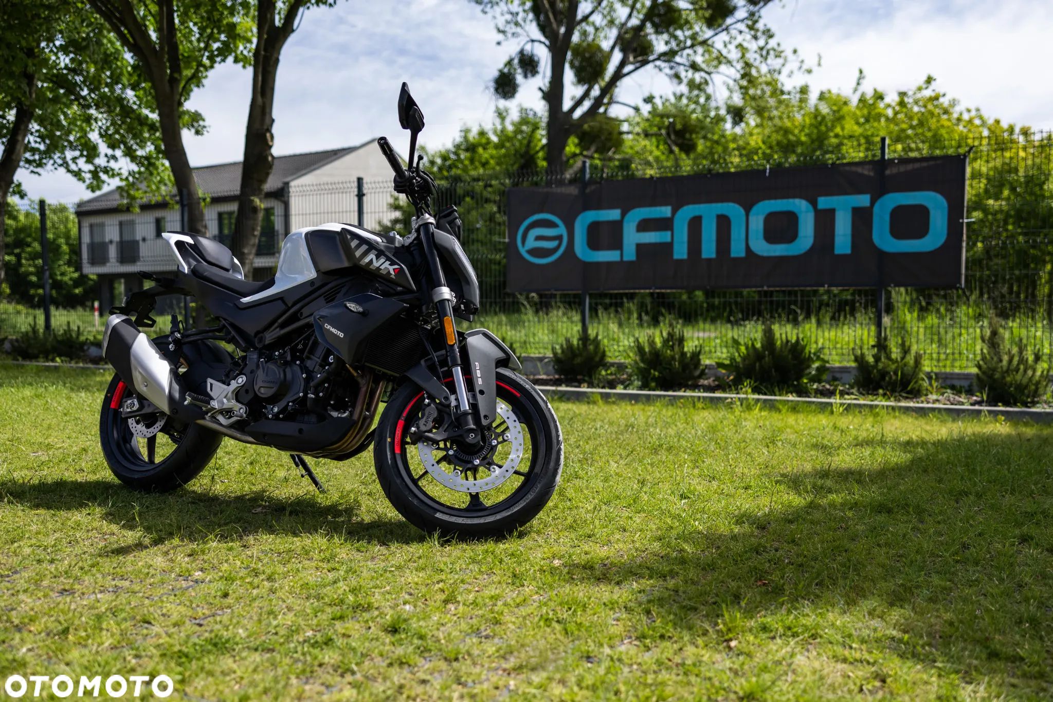 CFMoto NK - 1